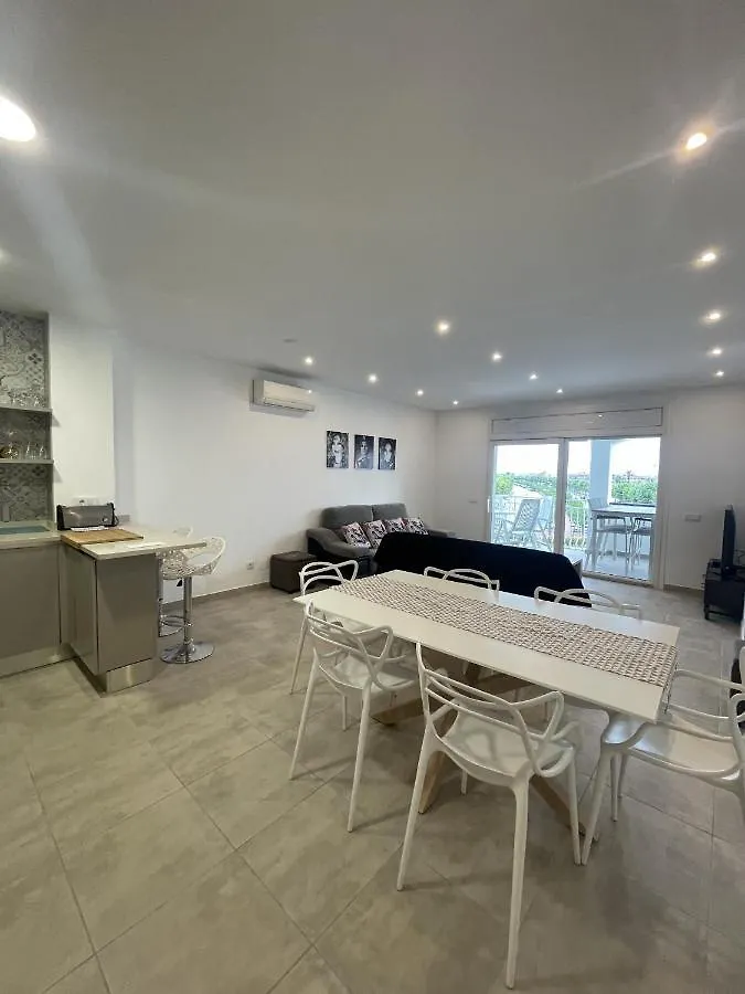 Welcs Apartamento 078 Emp Con Inmejorables Vistas Empuriabrava 0*,