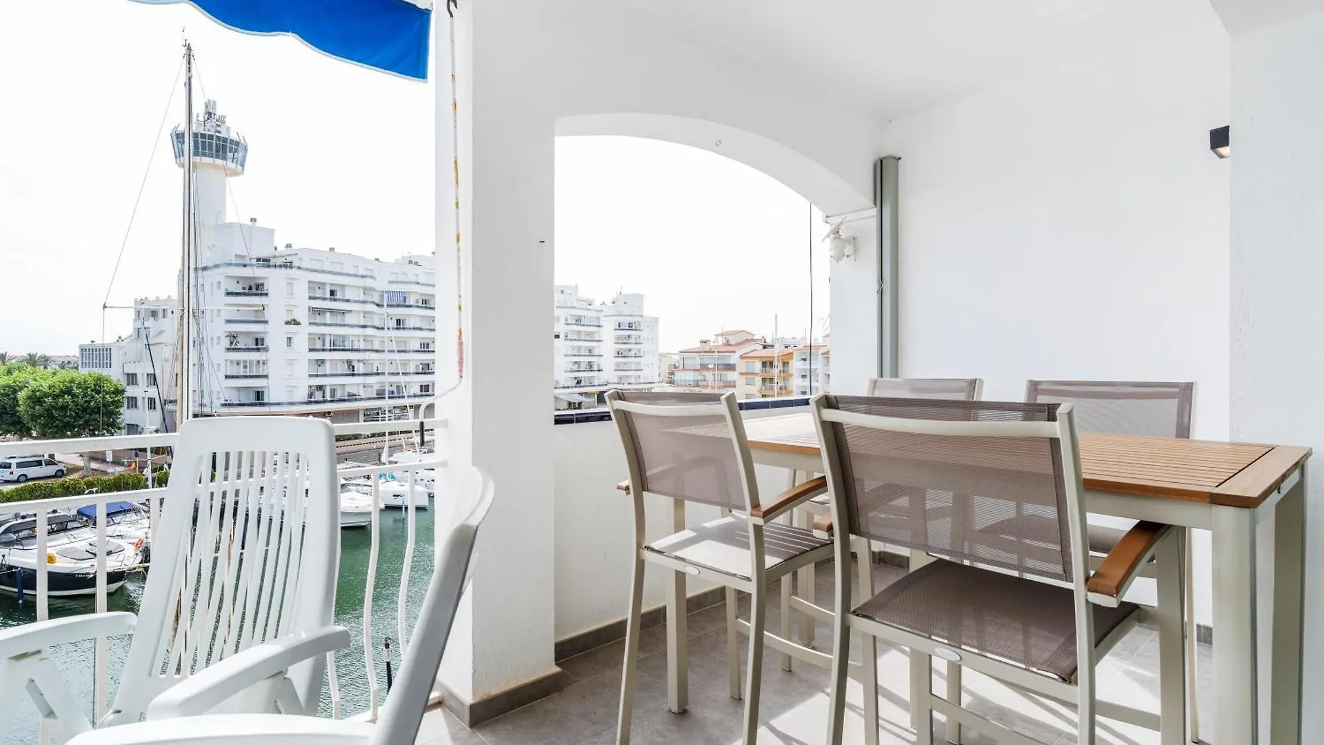 Welcs Apartamento 078 Emp Con Inmejorables Vistas Ampuriabrava España